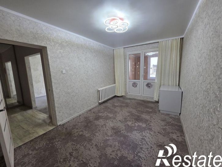 2-комн квартира Победы пр-кт, 124