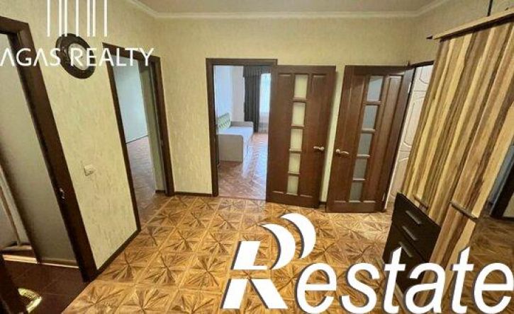 3-комн квартира Крепостная улица, 32,  д. 32
