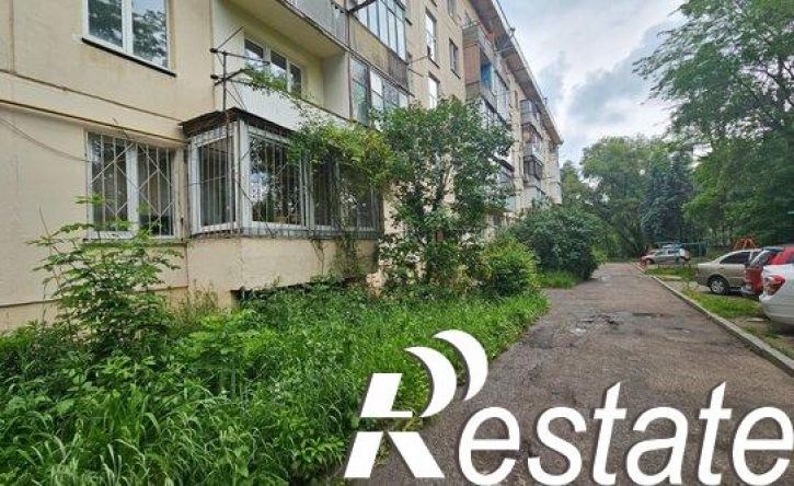 3-комн квартира улица 40 лет Октября, 32,  д. 32