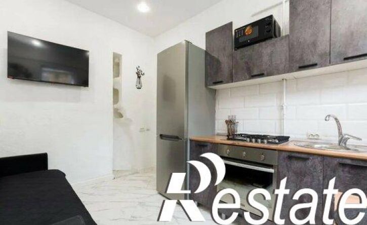 2-комн квартира улица Розы Люксембург, 37,  д. 37