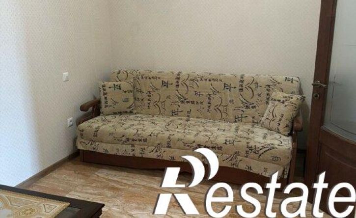 2-комн квартира улица Кирова, 33,  д. 33