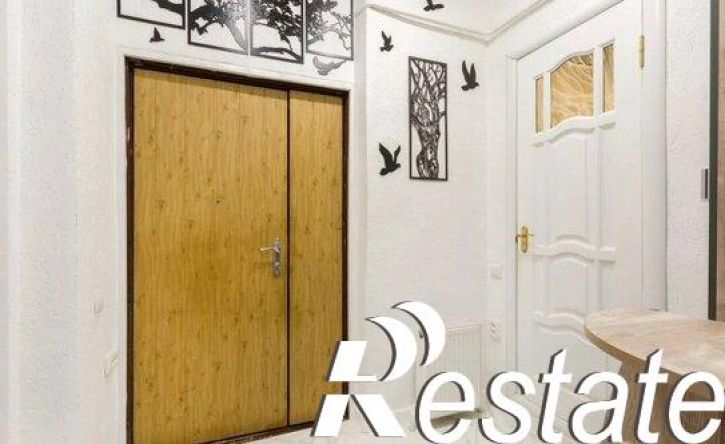 2-комн квартира улица Розы Люксембург, 37,  д. 37
