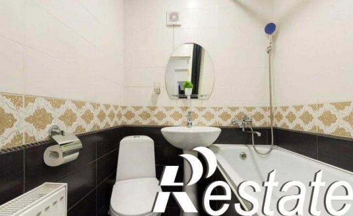 2-комн квартира улица Розы Люксембург, 37,  д. 37