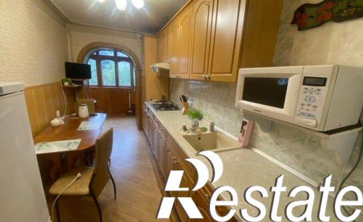 2-комн квартира улица Орджоникидзе, 44,  д. 44
