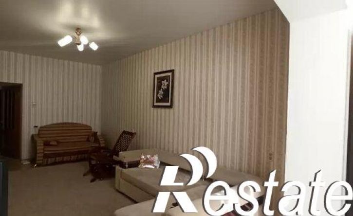 3-комн квартира переулок Тельмана, 28,  д. 28