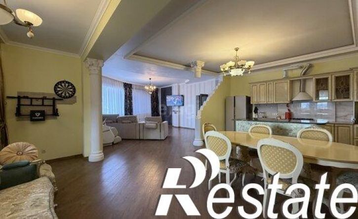 3-комн квартира улица Декабристов, 39А,  д. 39А
