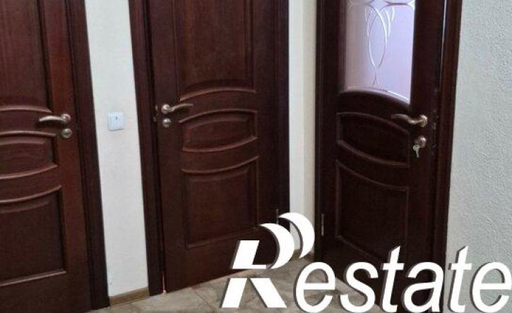 3-комн квартира улица Островского, 20,  д. 20