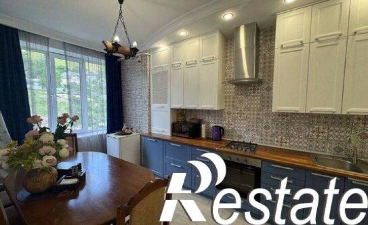 2-комн квартира улица Декабристов, 35М,  д. 35М