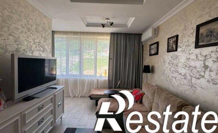 2-комн квартира улица Декабристов, 35М,  д. 35М