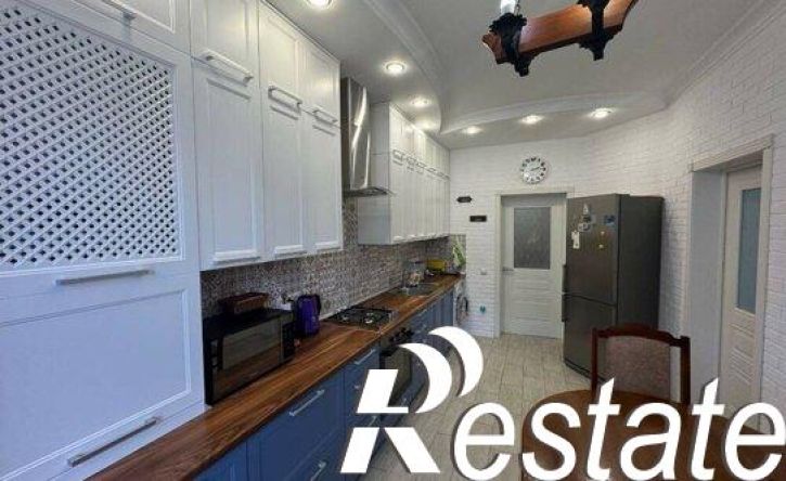 2-комн квартира улица Декабристов, 35М,  д. 35М