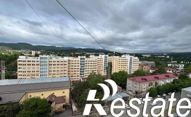 4-комн квартира улица Куйбышева, 77,  д. 77